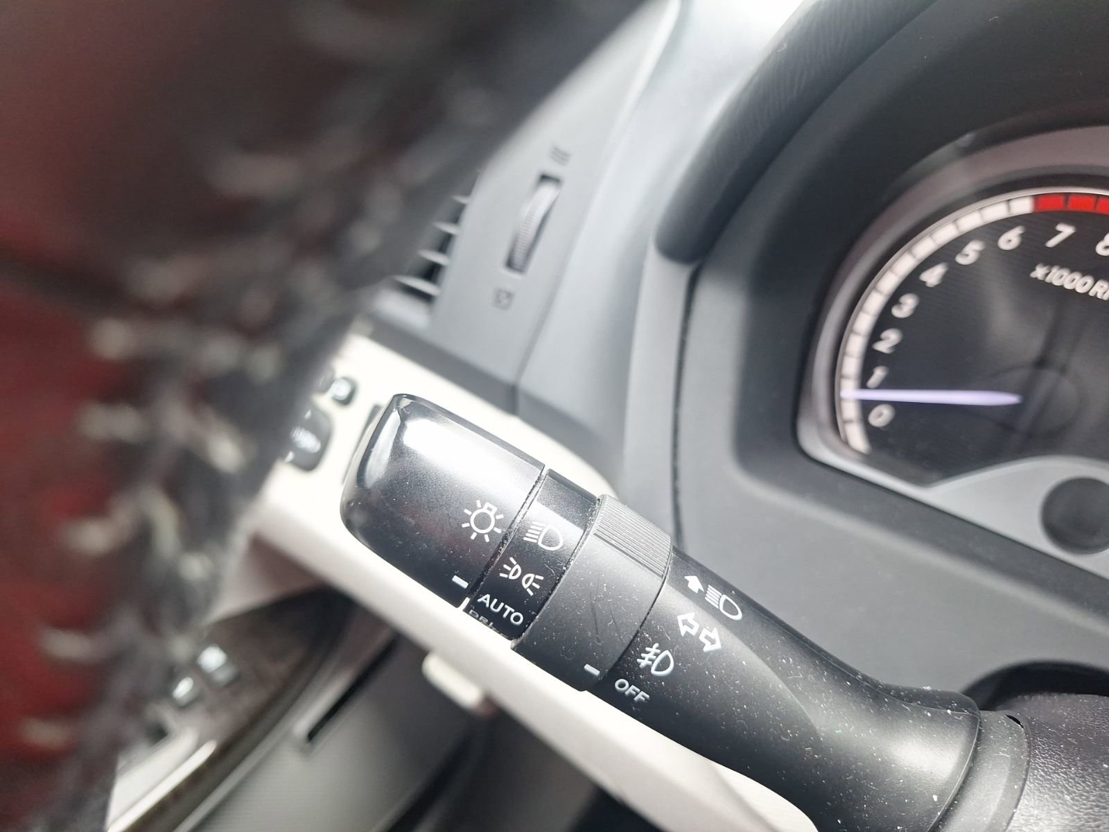 Used 2015 Toyota Venza XLE w/ XLE Premium Package image 22