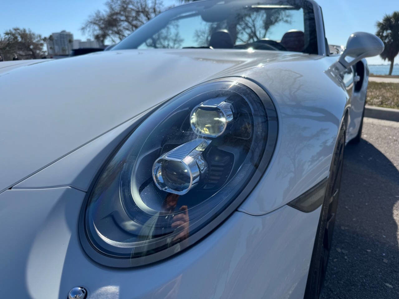 Used 2015 Porsche 911 Turbo S image 34