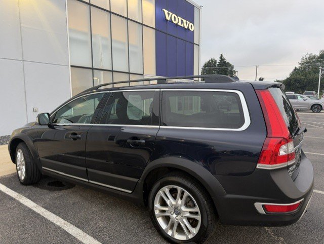 Used 2016 Volvo XC70 T5 Premier w/ Protection Package AWD/4WD image 5