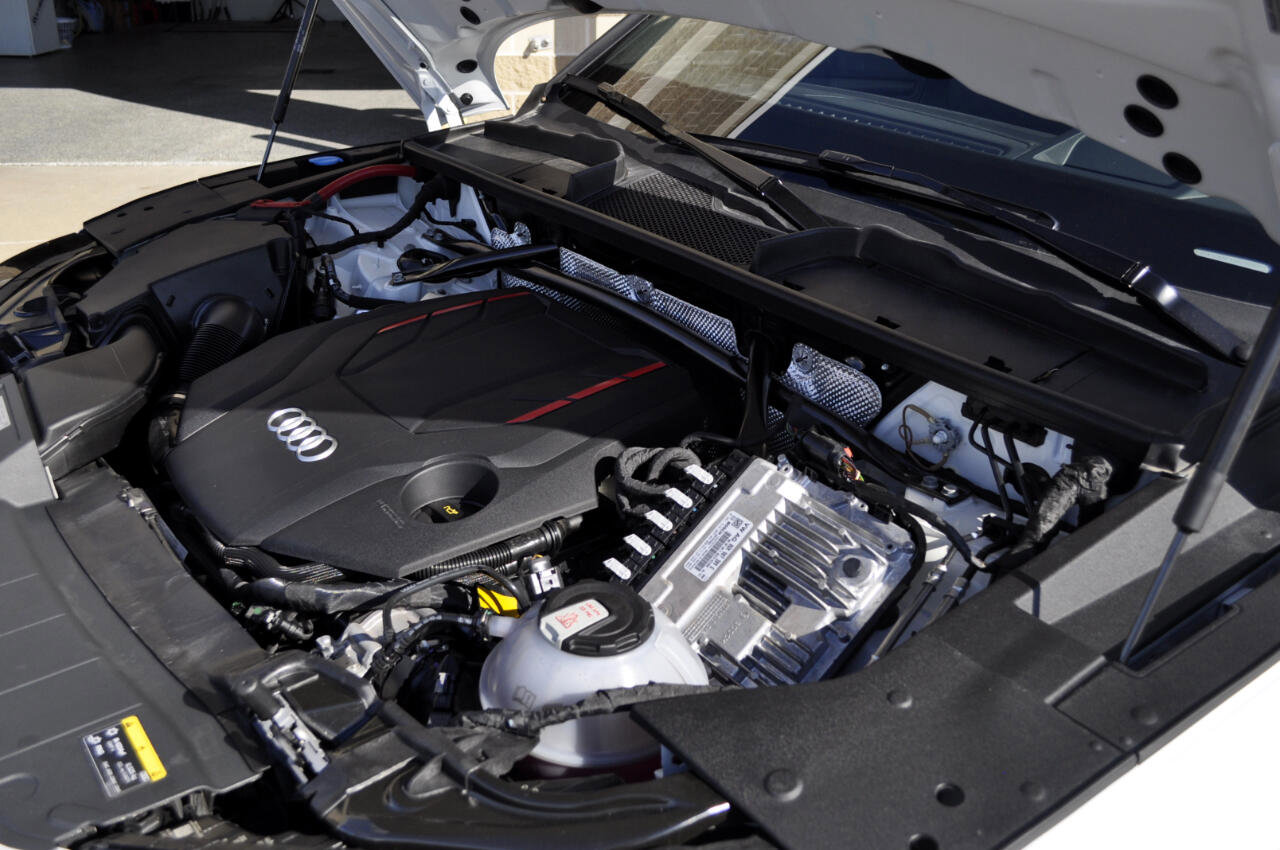 Used 2024 Audi SQ5 Prestige image 30