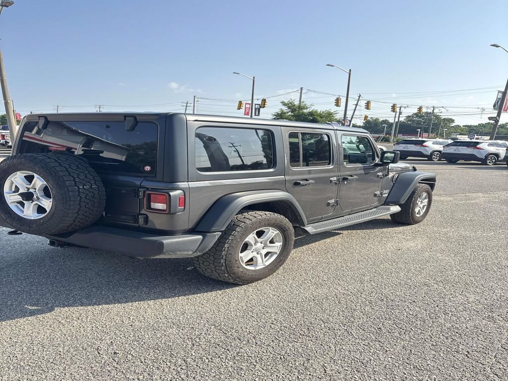 Used 2018 Jeep Wrangler Unlimited Sport S AWD/4WD image 5