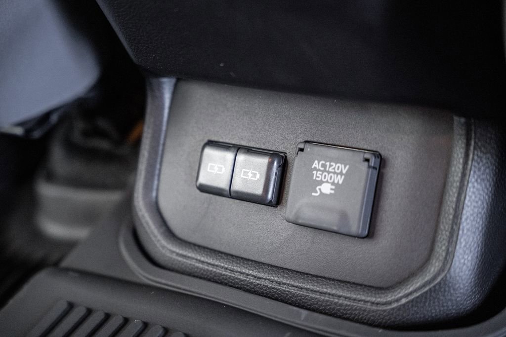 New 2026 Toyota Highlander Limited image 39