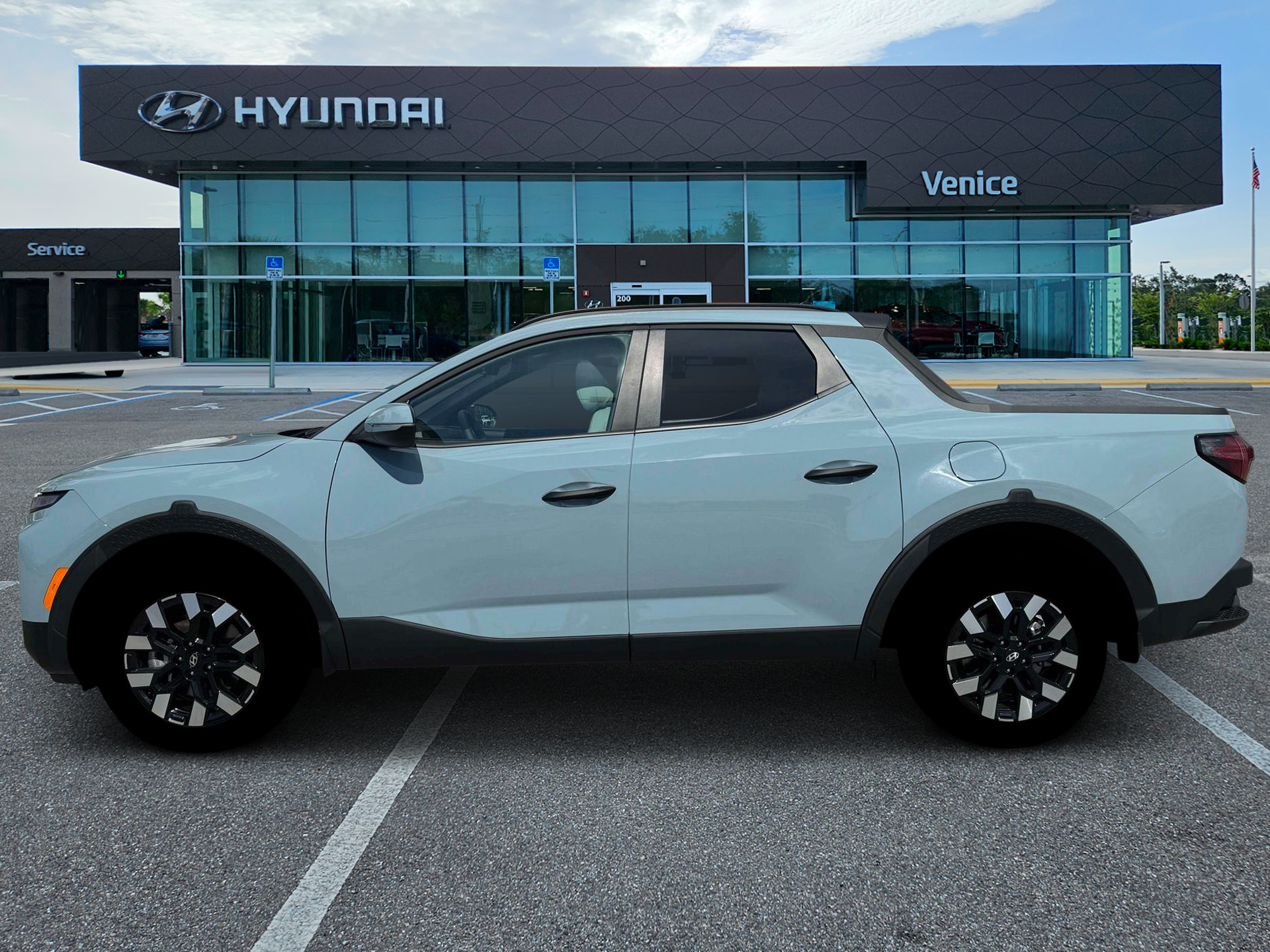 New 2026 Hyundai Santa Cruz SEL FWD image 3