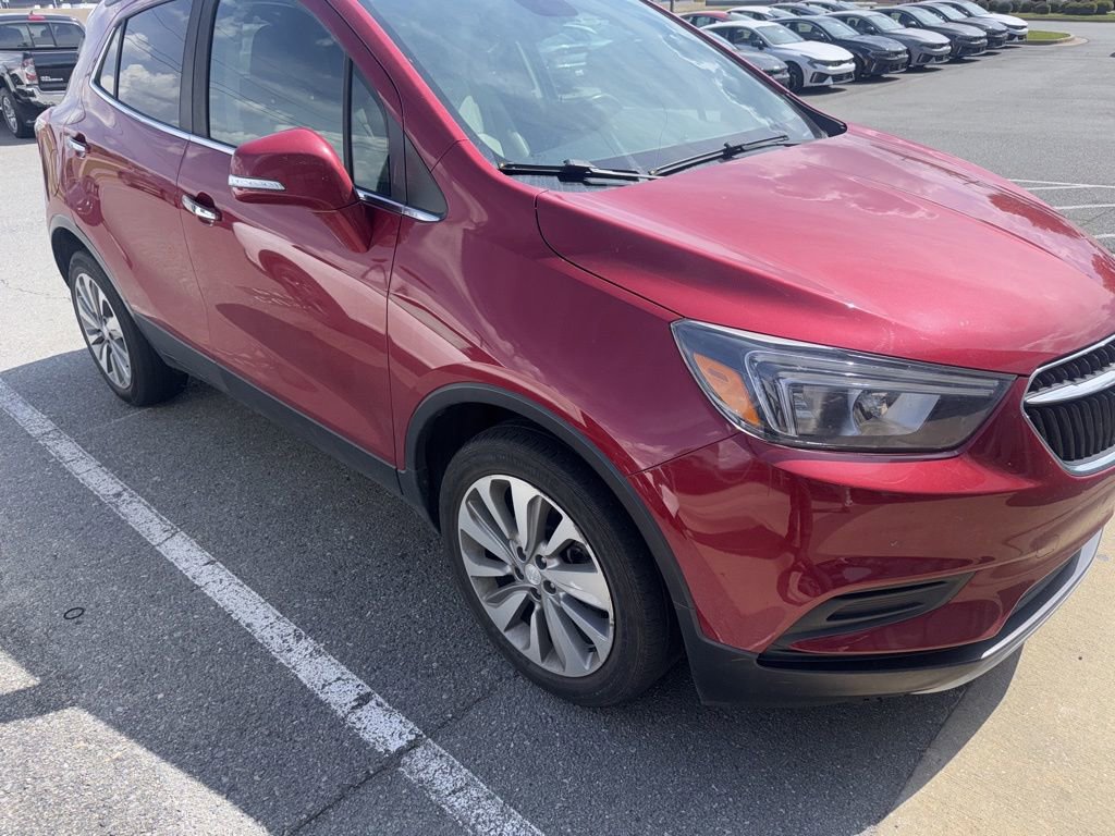 Used 2019 Buick Encore Preferred image 2