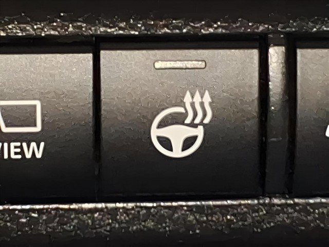 Used 2022 Toyota RAV4 XSE image 24