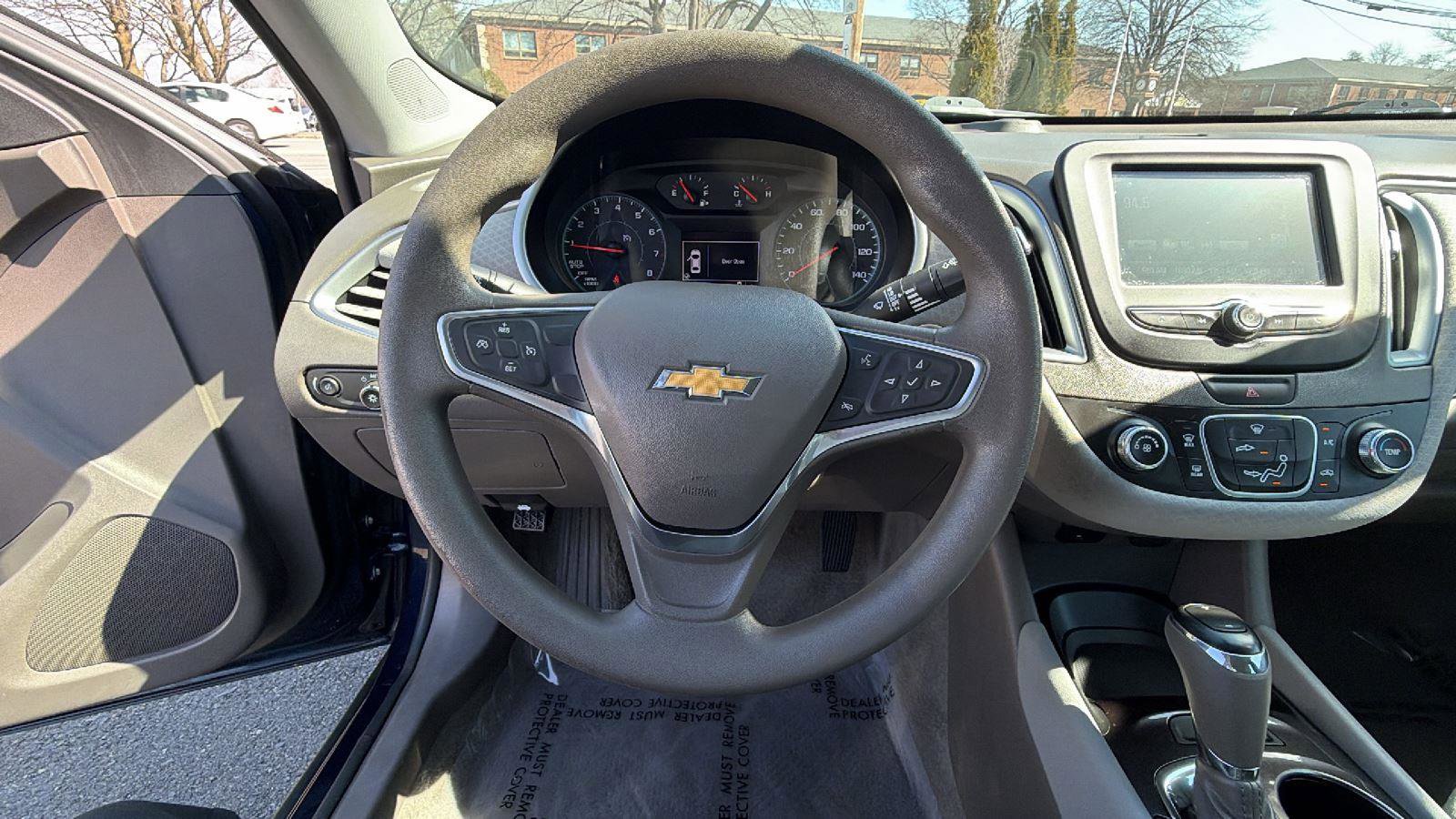 Used 2018 Chevrolet Malibu LS image 23
