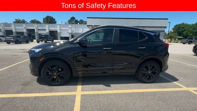 Used 2024 Buick Encore GX Sport Touring FWD image 5