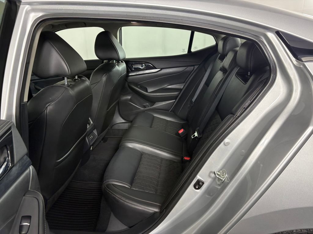Used 2020 Nissan Maxima Platinum w/ Sport Mat Group FWD image 29