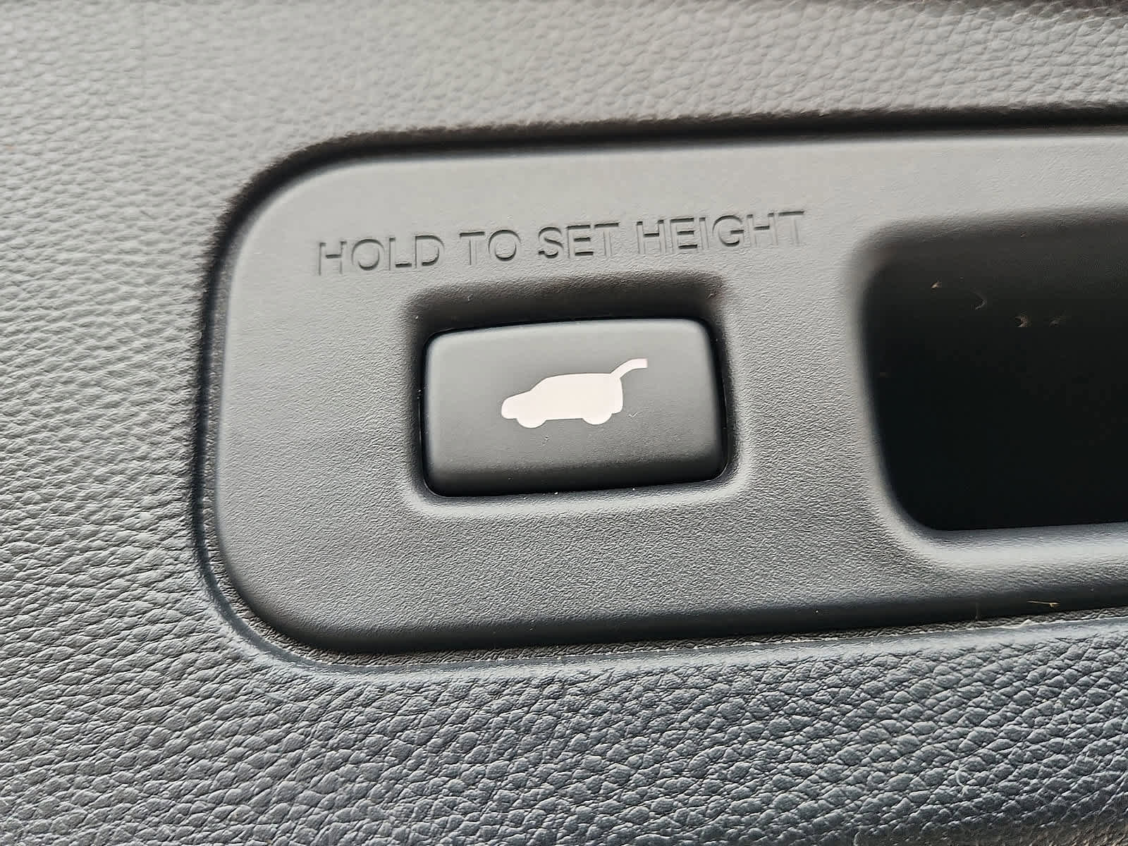 Certified 2025 Acura MDX w/Advance Package image 30