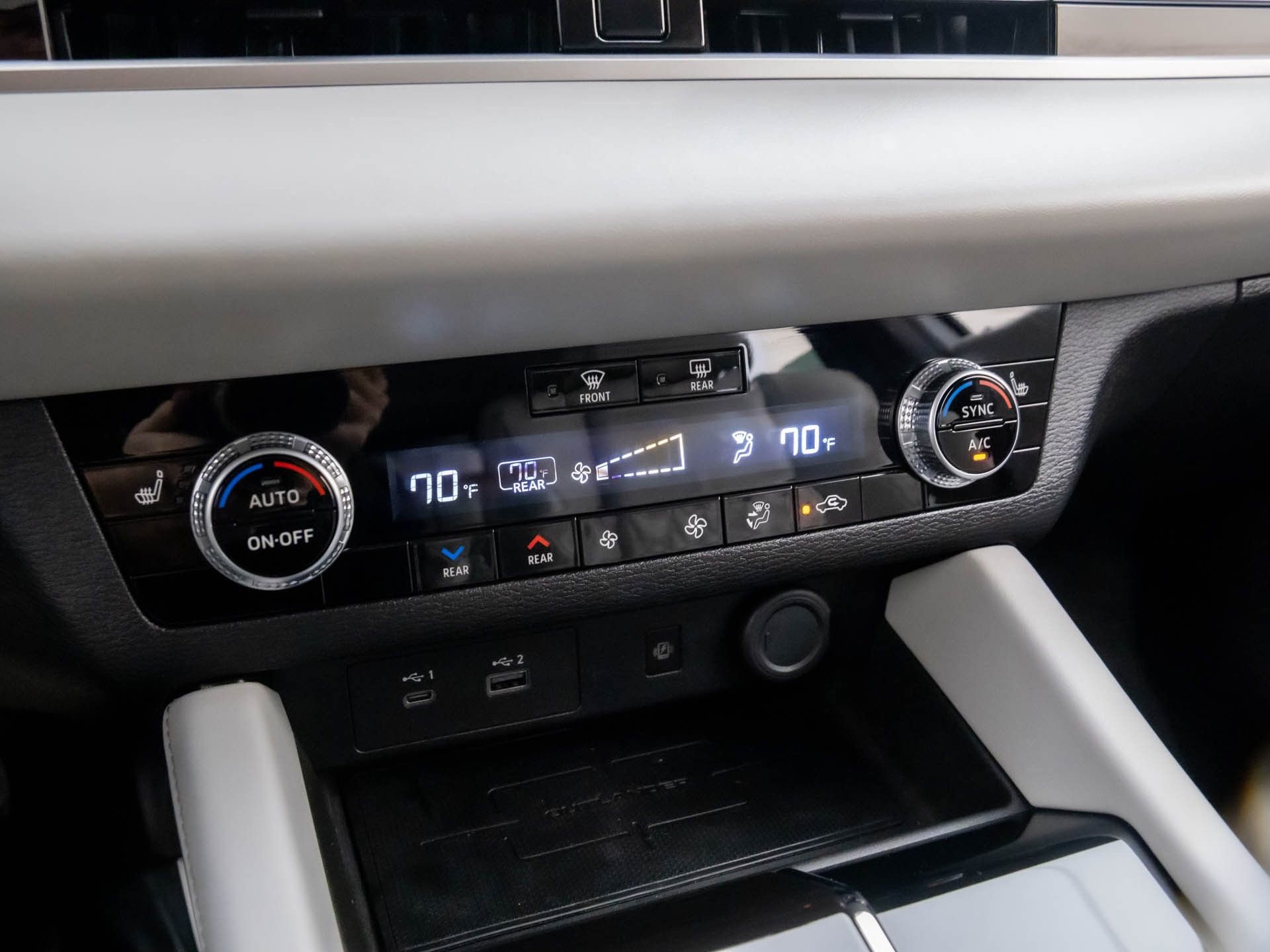 Used 2022 Mitsubishi Outlander SEL image 18