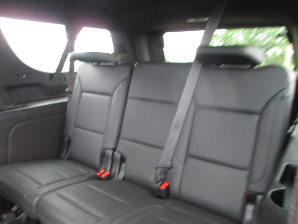 Used 2021 Chevrolet Suburban Z71 AWD/4WD image 23