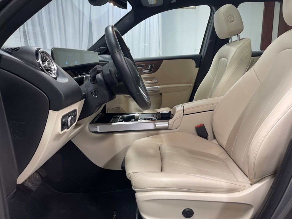 Certified 2020 Mercedes-Benz GLB 250 4MATIC image 20