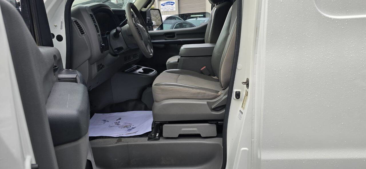 Used 2015 Nissan NV 2500 SV w/ Side & Curtain Airbag Package image 15