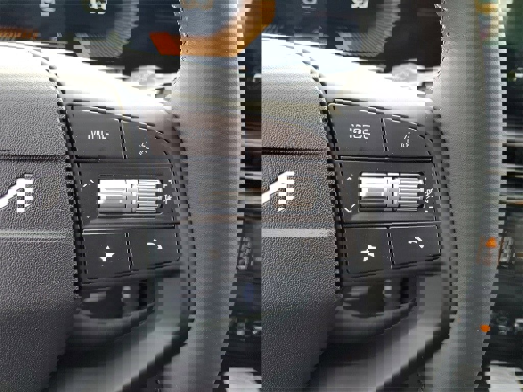 New 2026 Kia Sportage EX image 13