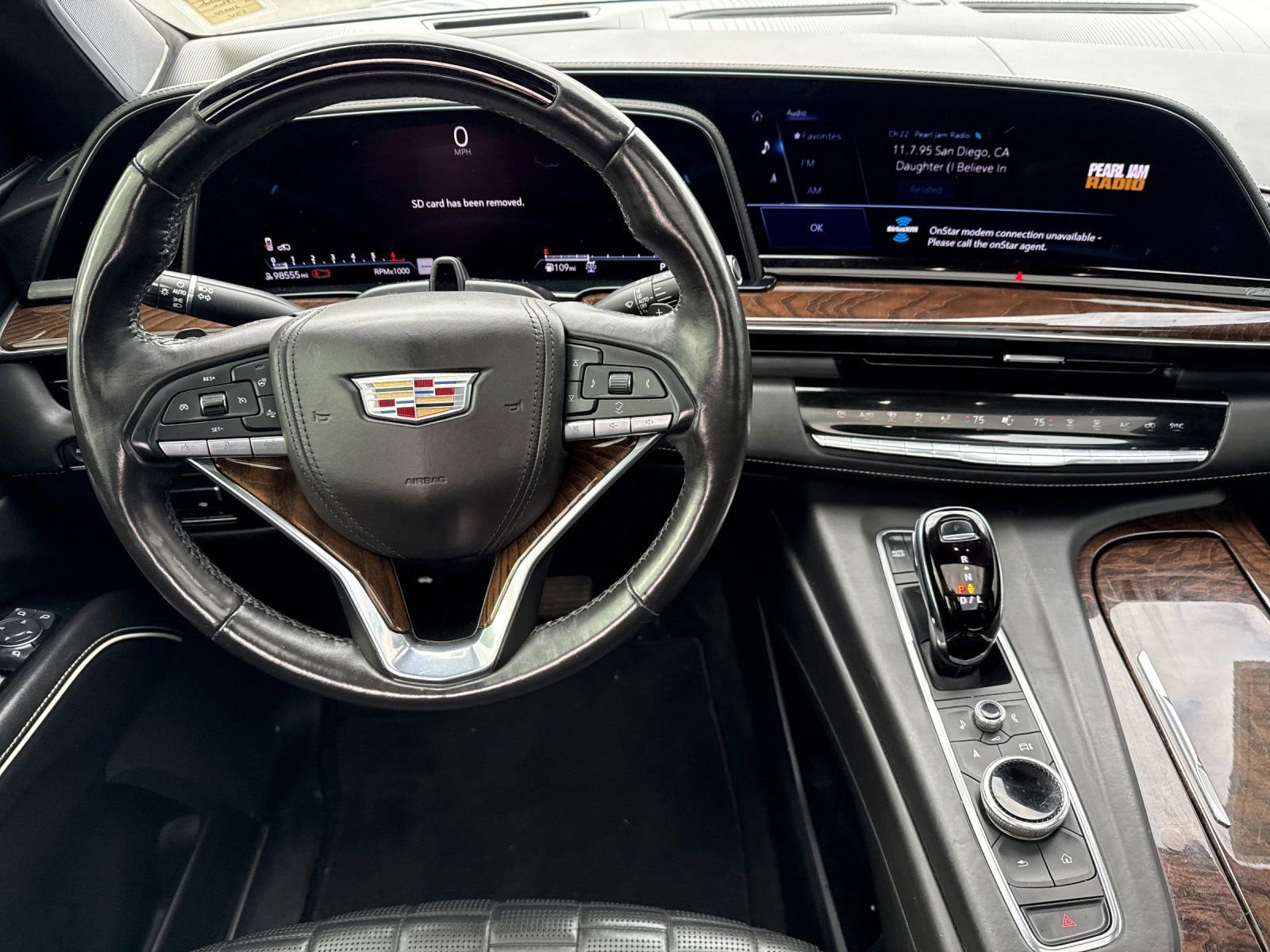 Used 2022 Cadillac Escalade ESV Sport Platinum image 15