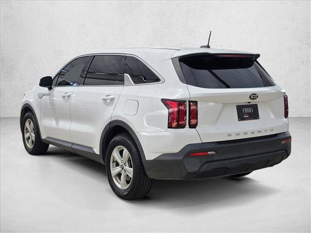 Used 2021 Kia Sorento LX image 7
