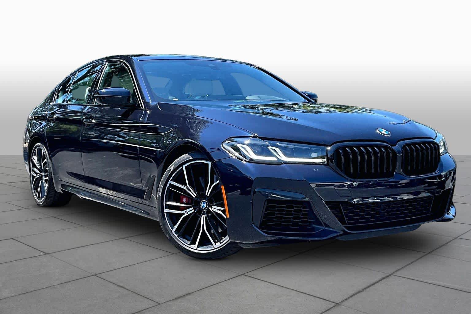 Certified 2023 BMW 540i w/ M Sport Package RWD image 3