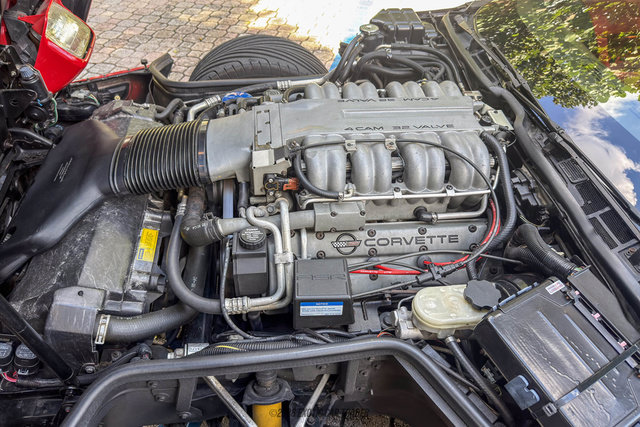 Used 1992 Chevrolet Corvette ZR-1 RWD image 15
