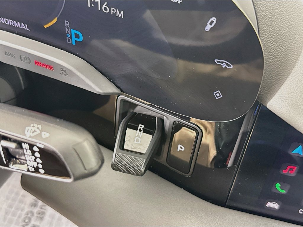 Certified 2021 Porsche Taycan 4S AWD/4WD image 18
