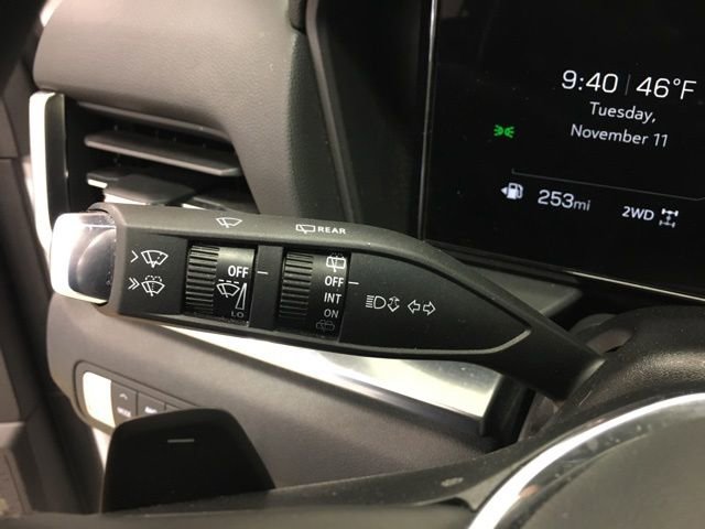 Used 2025 GMC Terrain Elevation image 29