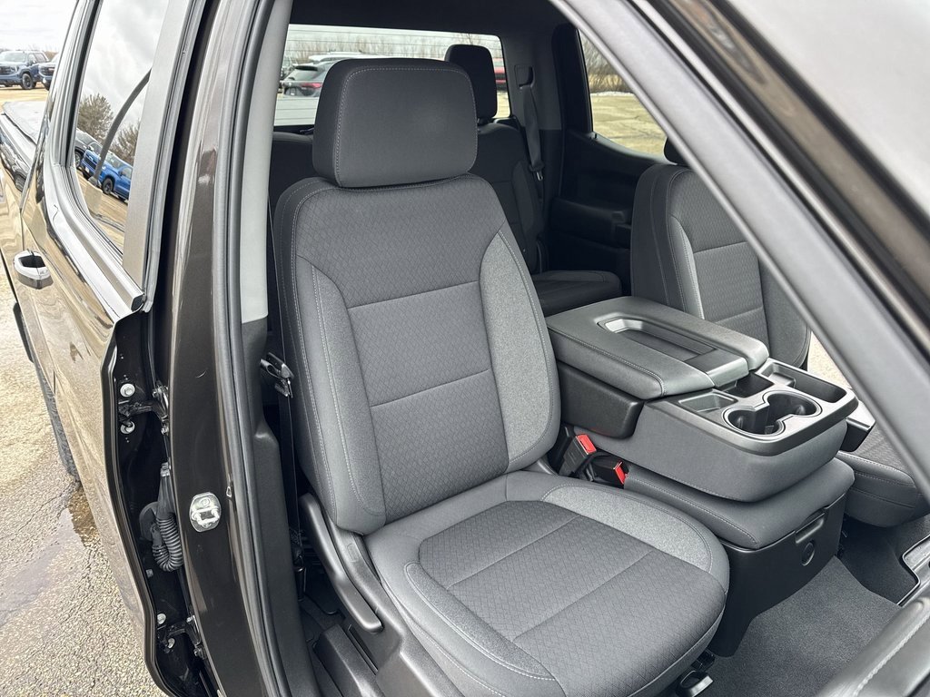 Certified 2022 Chevrolet Silverado 1500 LT w/ Z71 Off-Road Package image 21