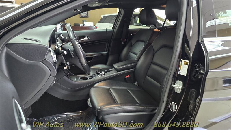 Used 2018 Mercedes-Benz GLA 250 image 15