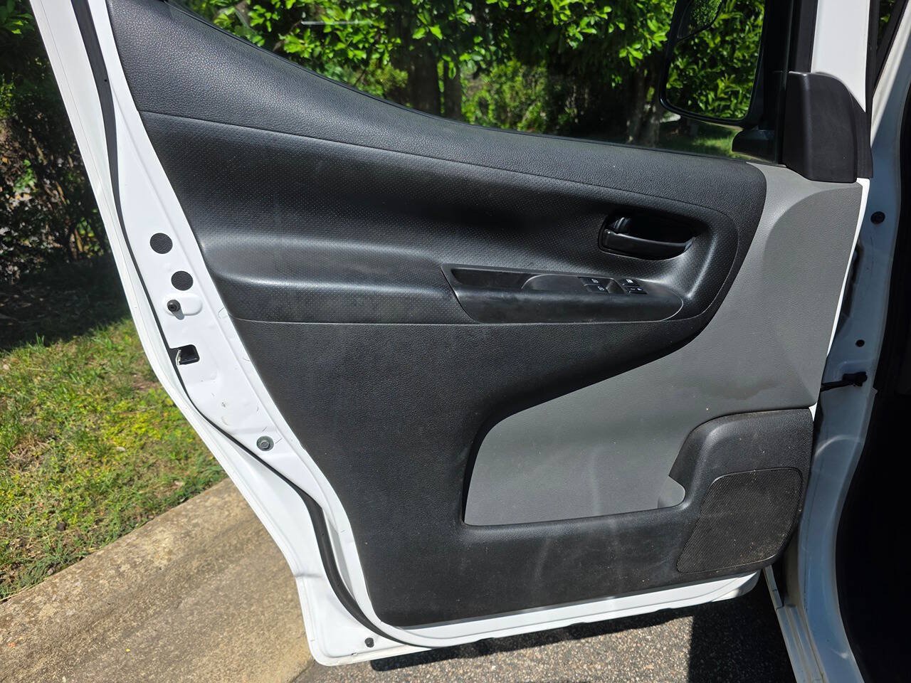 Used 2018 Nissan NV200 S w/ Cruise Control Package FWD image 9