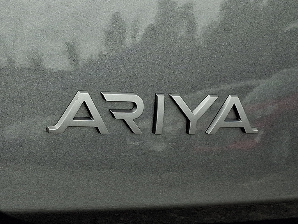 Certified 2024 Nissan Ariya AWD image 30