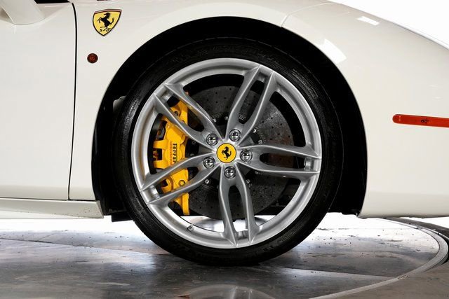 Certified 2018 Ferrari 488 Spider RWD image 21