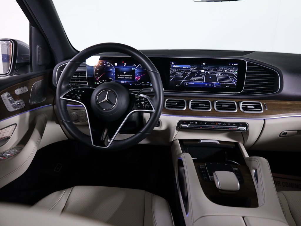 Certified 2025 Mercedes-Benz GLE 450 4MATIC image 33