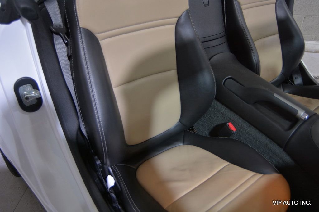 Used 2008 Pontiac Solstice Convertible w/ Premium Package image 20