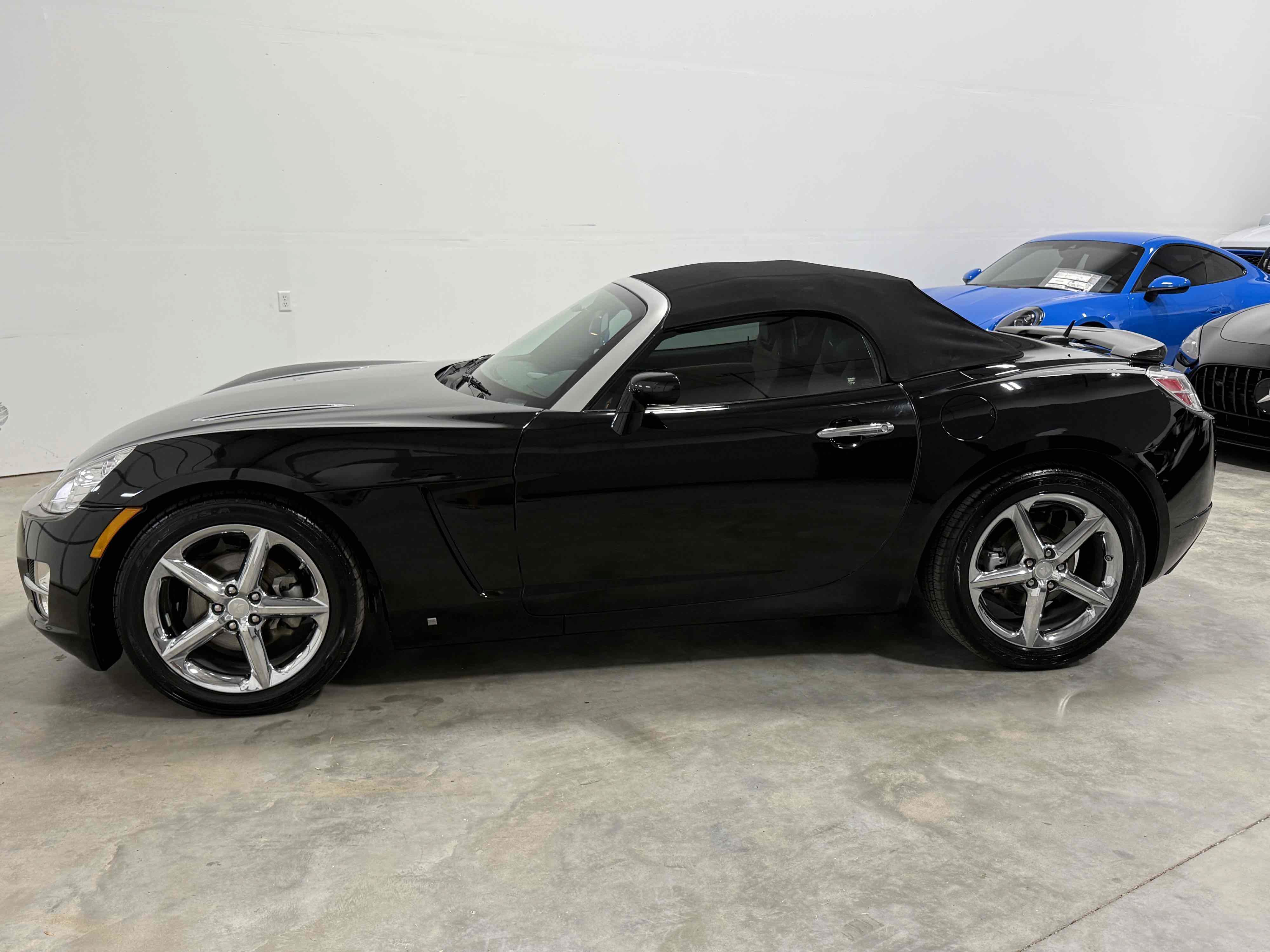 Used 2009 Saturn Sky w/ Premium Trim Package RWD image 33