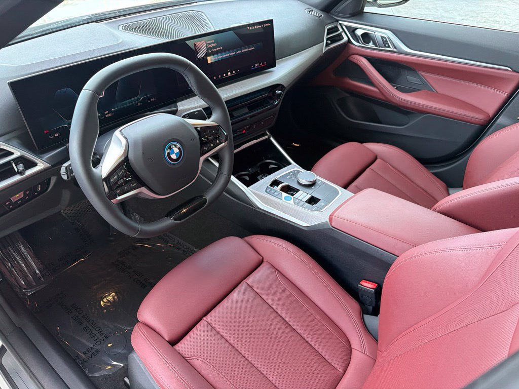 Used 2025 BMW i4 eDrive40 w/ Parking Assistance Package RWD image 9