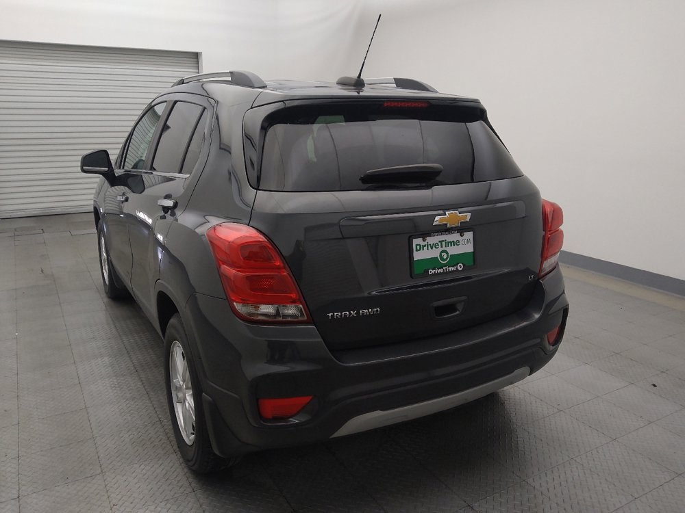 Used 2020 Chevrolet Trax LT w/ LT Convenience Package image 6