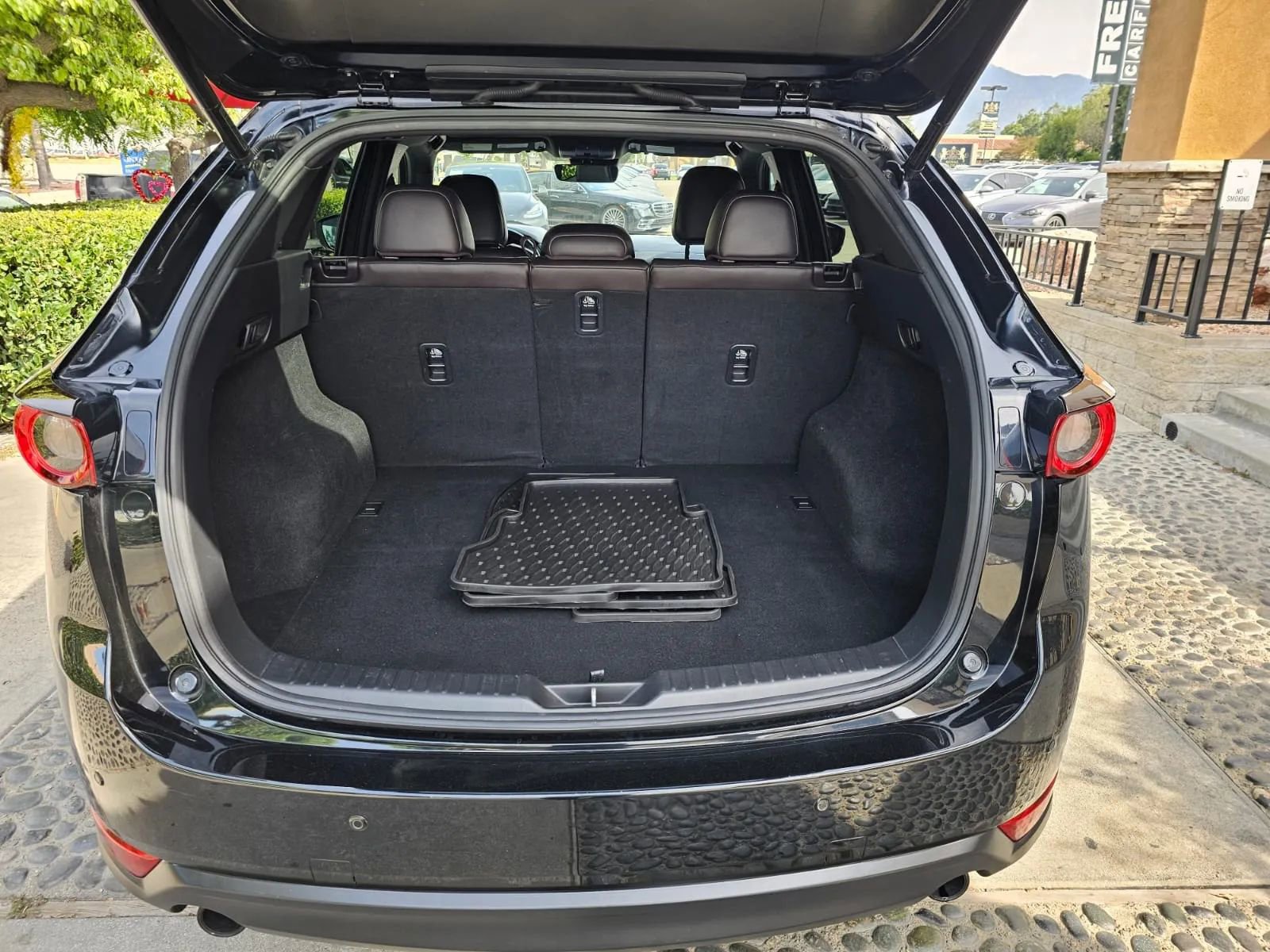 Used 2019 MAZDA CX-5 Signature AWD/4WD image 12