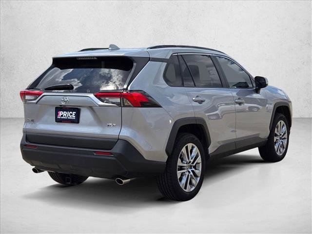 Used 2022 Toyota RAV4 XLE Premium FWD image 5