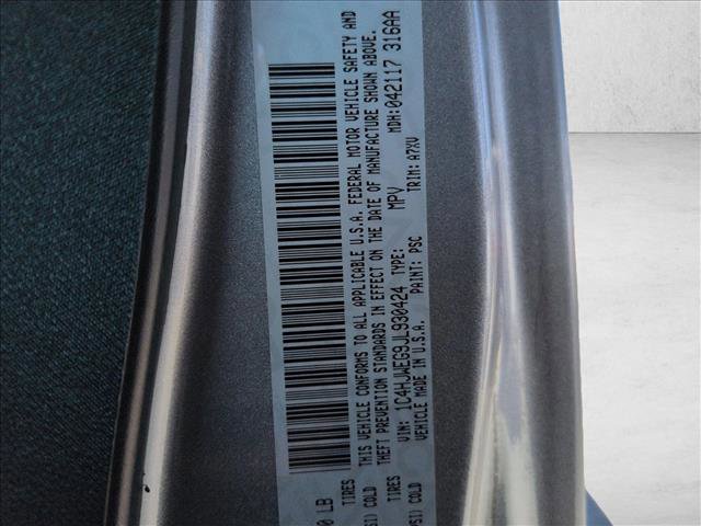 Used 2018 Jeep Wrangler Unlimited Sahara image 21