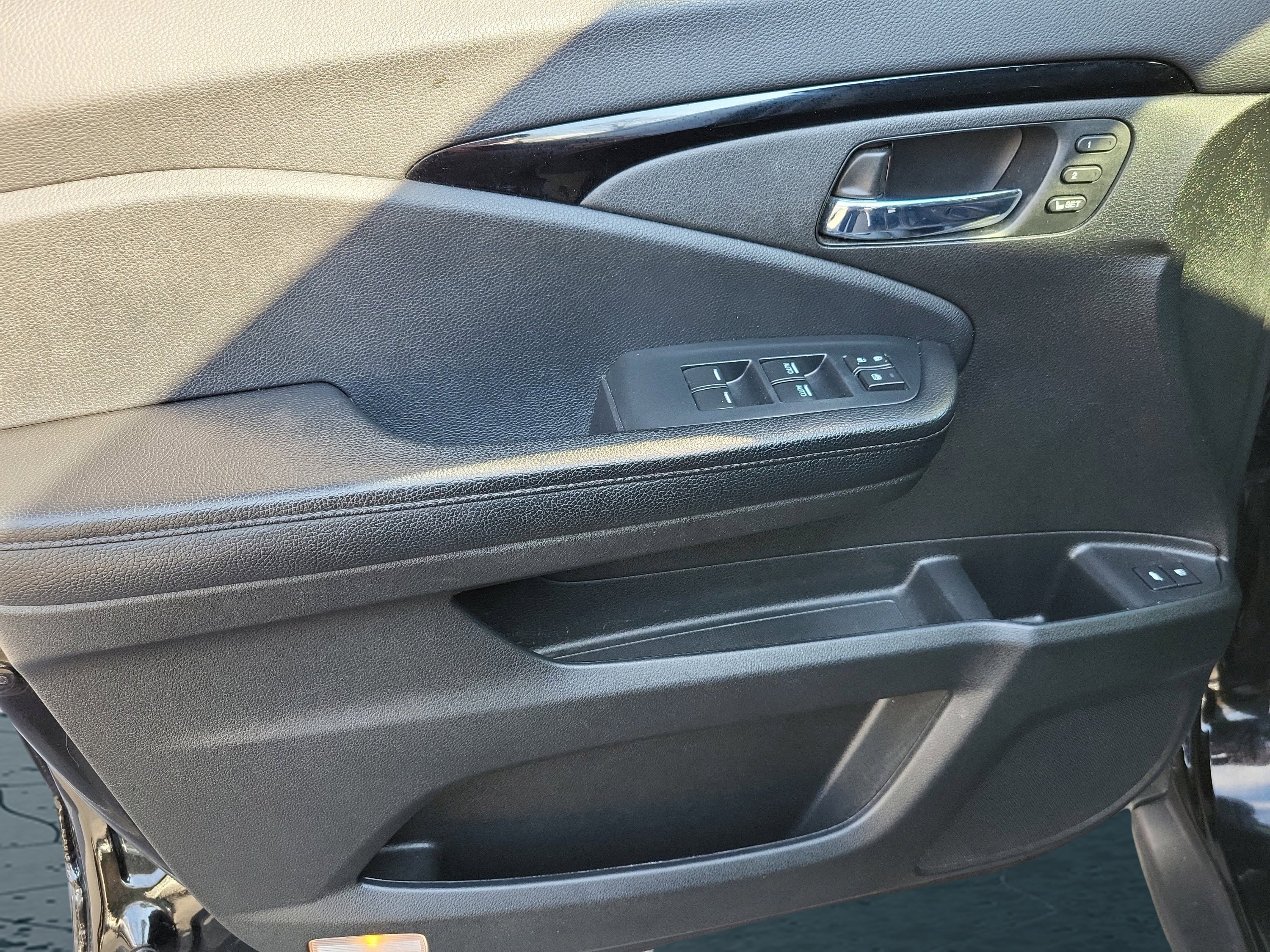 Used 2022 Honda Pilot Touring image 40