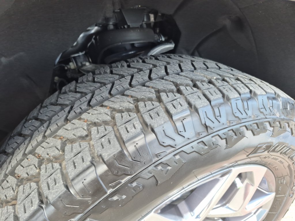 Used 2026 GMC Sierra 1500 SLT AWD/4WD image 14