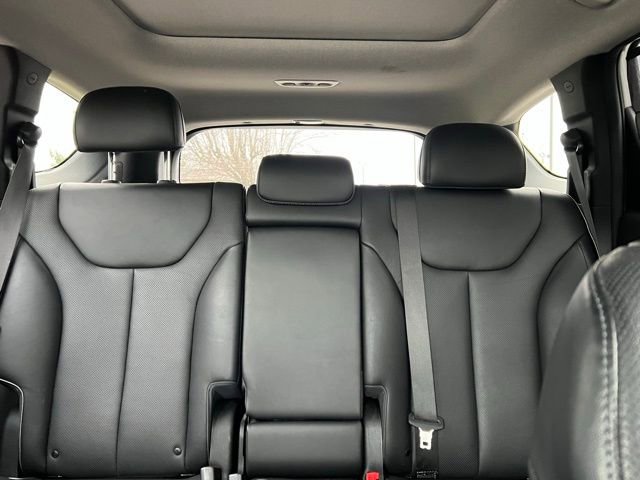Used 2023 Hyundai Santa Fe Limited image 23