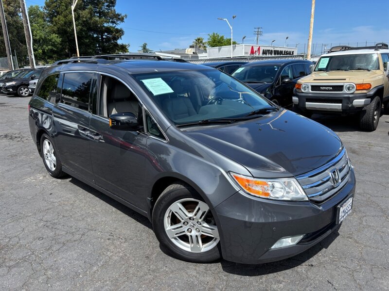 Used 2012 Honda Odyssey Touring image 2