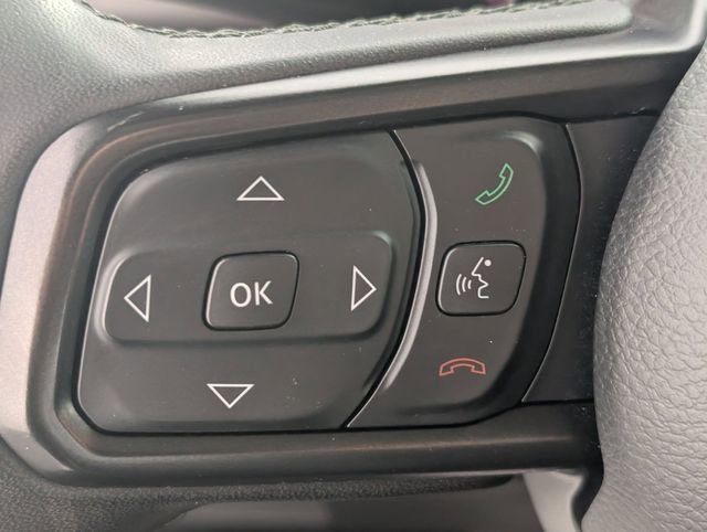 Used 2023 Jeep Gladiator Sport image 14