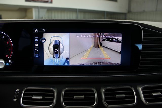 Used 2025 Mercedes-Benz GLS 450 4MATIC image 33