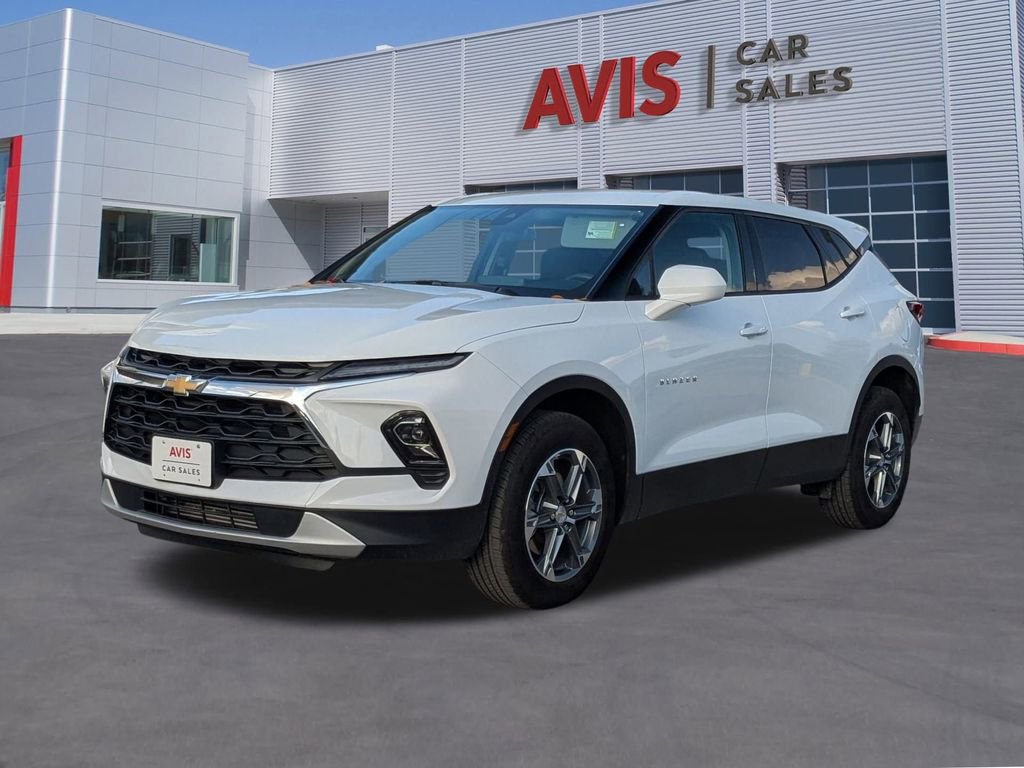 Used 2025 Chevrolet Blazer LT video 1