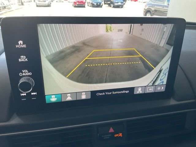 Certified 2025 Honda Pilot Touring image 18