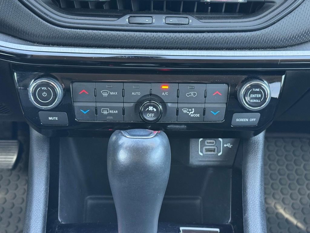 Used 2022 Jeep Compass Trailhawk w/ Trailhawk Convenience Group image 15