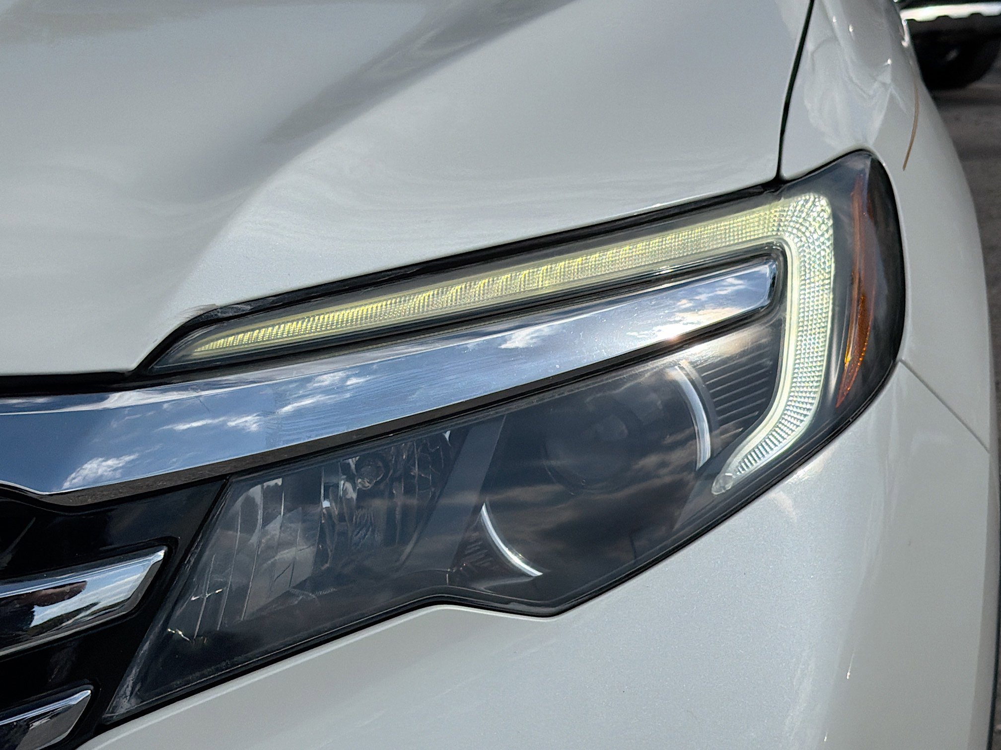 Used 2016 Honda Pilot Touring image 9