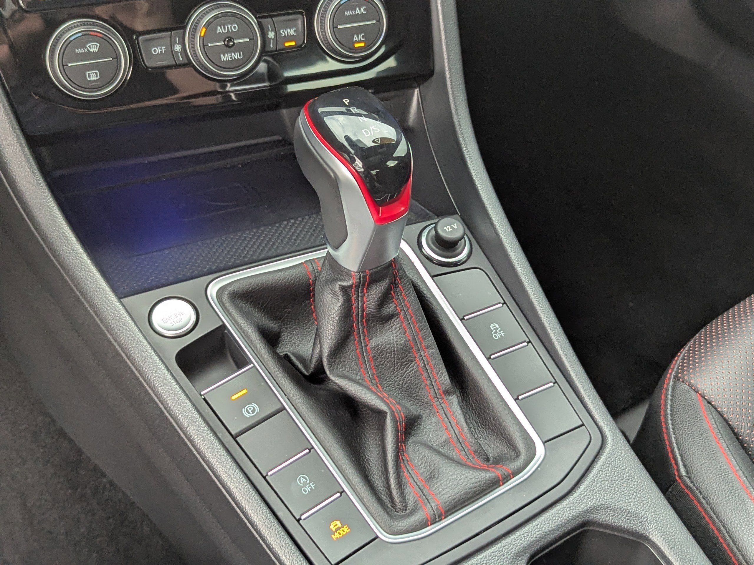 Used 2024 Volkswagen Jetta GLI Autobahn w/ GLI Black Package image 25