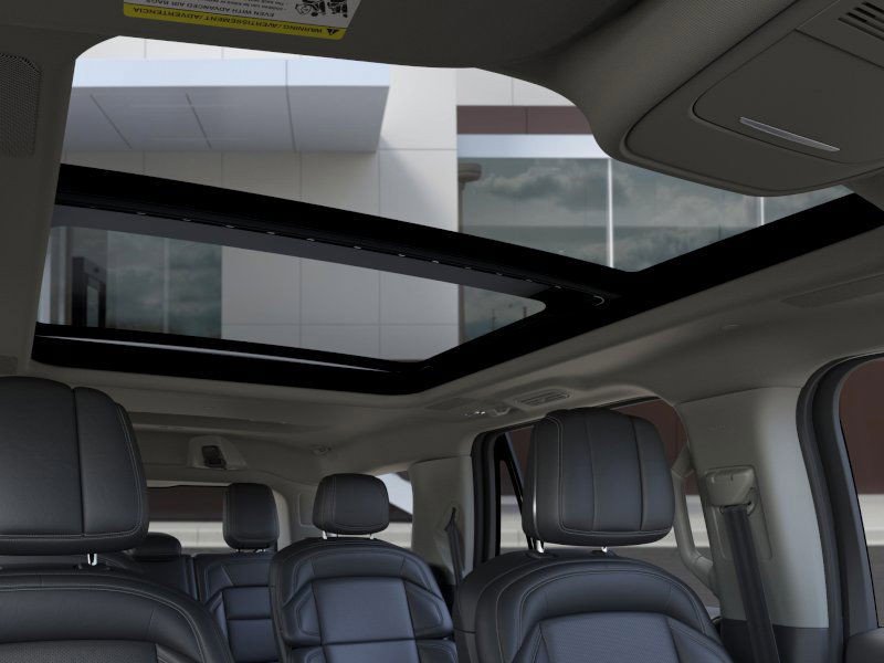 New 2026 Lincoln Navigator Reserve AWD/4WD image 22