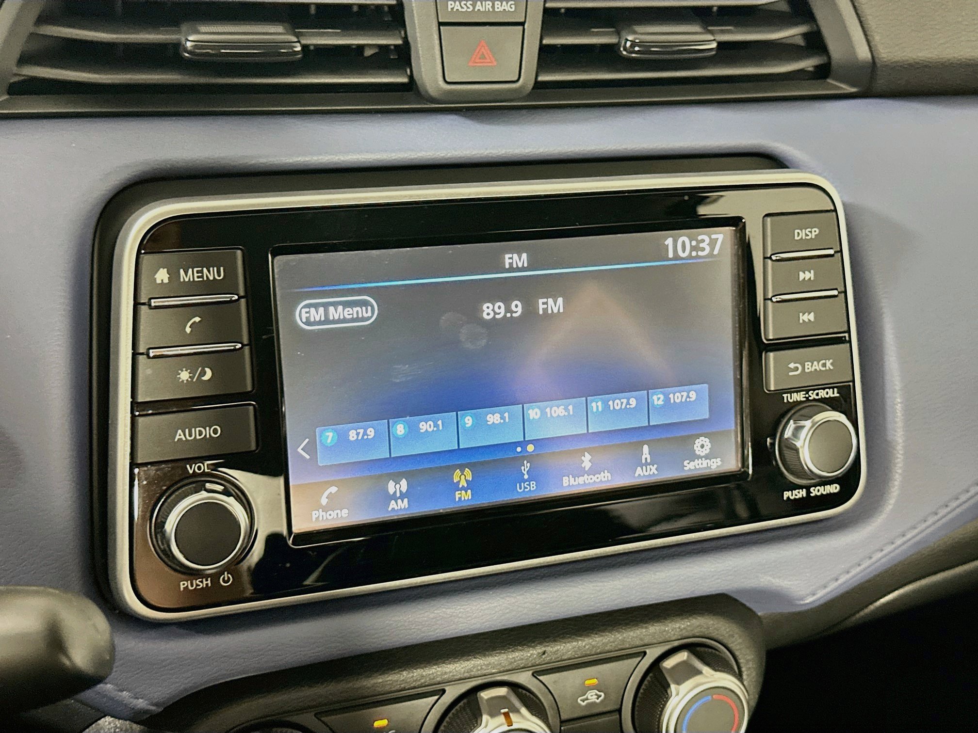 Used 2024 Nissan Versa SV FWD image 18